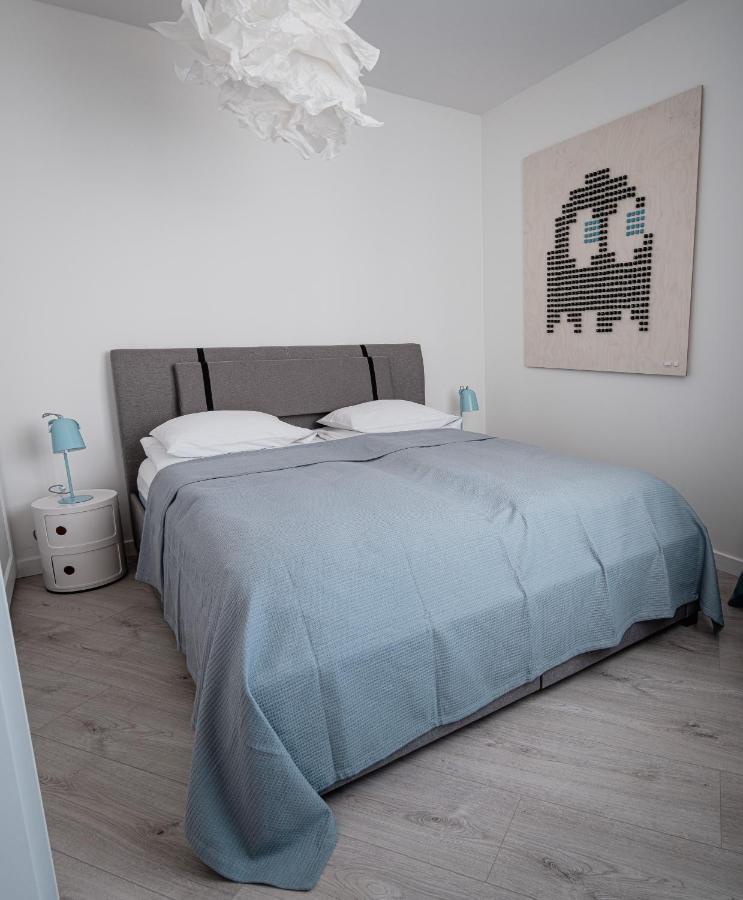 Homewell Apartments Game And Movie Познань Екстер'єр фото