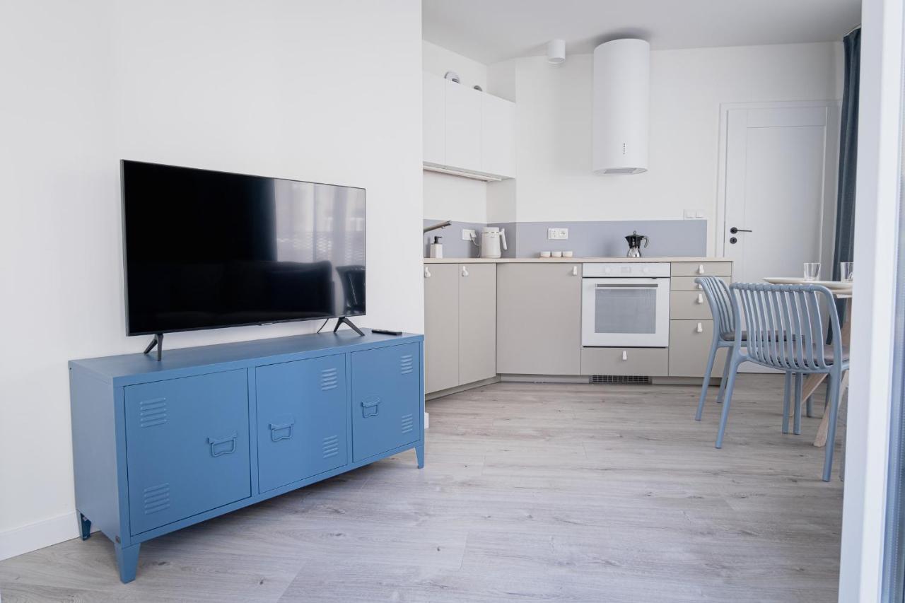 Homewell Apartments Game And Movie Познань Екстер'єр фото
